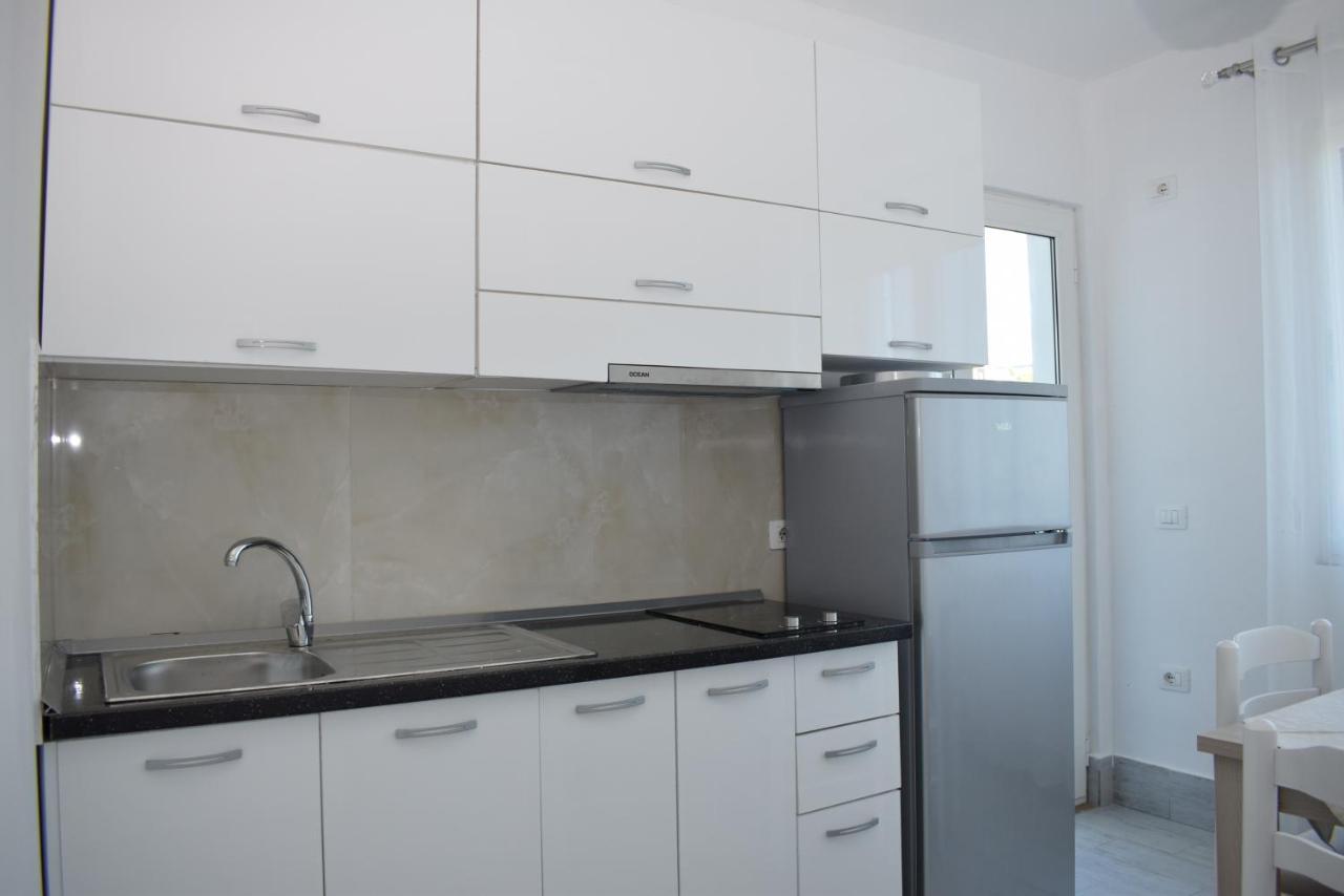Best Summer Apartment Golem  Esterno foto